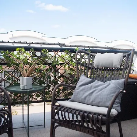 Homely Paradise Amaya 1 Апартаменты